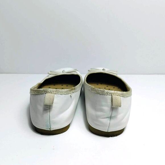 CAT & JACK Girls White Slip-On Ballet Flats Shoes with Bow Pull Tab Size 1 - Picture 5 of 8